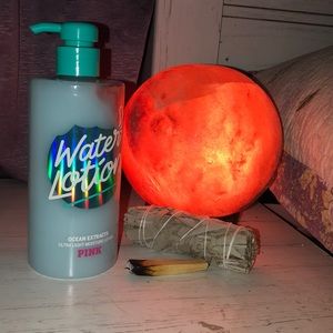 🛑RESERVED🛑 🌊 VS PINK Lotion! NWT!!! 🌊